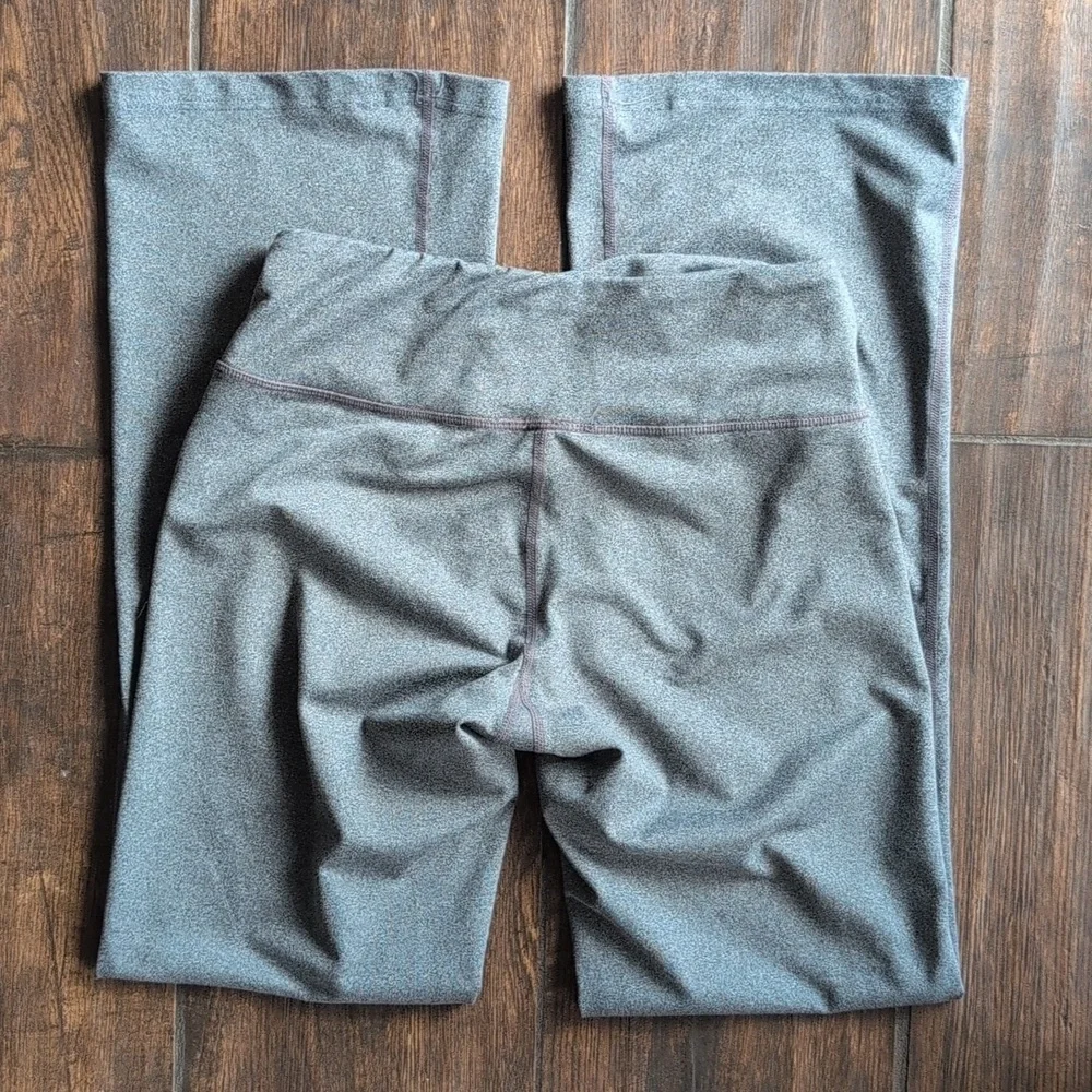 Road Runner Heather Gray Straight Leg Leggings - Women's Small